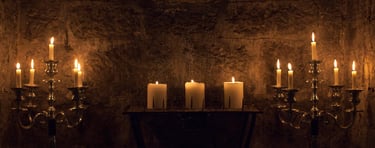 Candle accents Header Image
