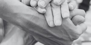Apoyo psicológico a cuidadores y familiares