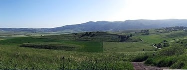 Panorama of the Carmel mountain range. www.en.wikipedia.org/wiki/Mount_Carmel