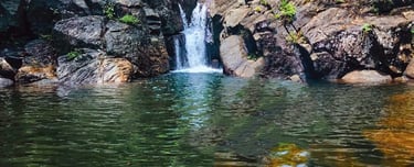 Polgampola Falls