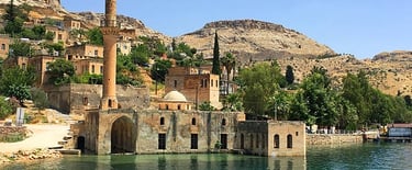 Halfeti: Sular Altında Kalan Saklı Cennet