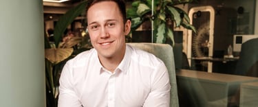 Business, Corporate Portrait Vilnius, professional linkedin portraits, headshots eimantasPhoto