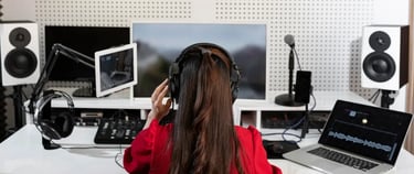 Home studio para produção musical independente — como gravar sem estúdio caro