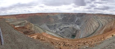 Phto de la mine d'or "Super Pit" de Kalggoorlie en Australie