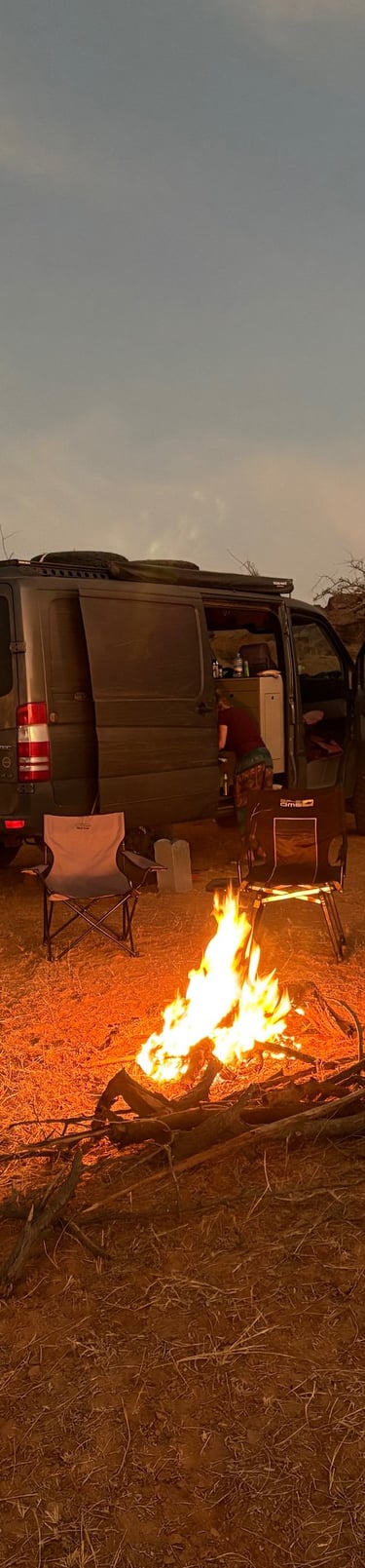 Offroad Reise durch die Wüste Marokkos mit Allrad Van
