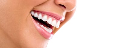 femme bouche sourire