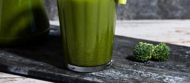 Plant-based nutritionally-dense, hypoallergenic protein and fibre smoothie