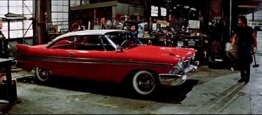 Cena do filme Christine - O Carro Assassino