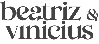 a black and white logo with the words beatrizz and vinicius