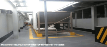 Mantenimiento preventivo de Chiller 500 en centro comercial Pradera concepción, Guatemala