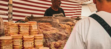 Mercado local con productos artesanales en Gran Canaria