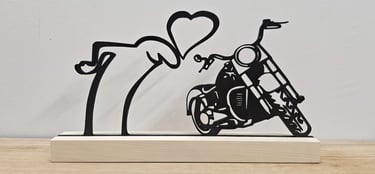 La Linéa Biker. Décoration en bois