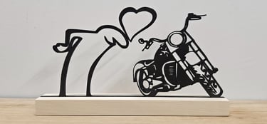 La Linéa Biker. Décoration en bois