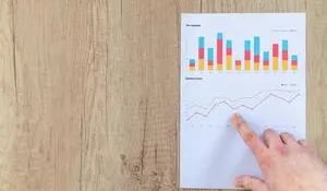 Market performance chart used for competitor benchmarking and business comparison analysis