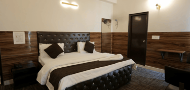 Hotel Kuber Murthal Super Executive Room