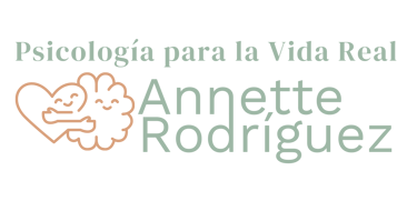Logotipo de Annette Rodríguez para Psicología para la Vida Real con un corazón abrazando un cerebro