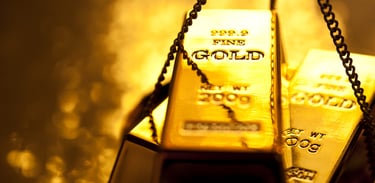 Gold Glows Brighter: How Dollar Weakness and Geopolitical Tensions Sparked a Market Surge