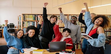 estudiantes voluntarios