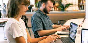 Expert - Freelance - Communication - Travailler avec un Freelance 