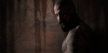Wowart DarkArt Galerie – Fotograf Chur für ausdrucksstarke Porträts zwischen Licht und Schatten