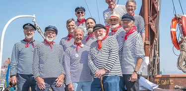 motley-crew shantymen - Brightlingsea