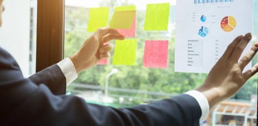 Análisis estratégico de indicadores financieros y corporativos para la toma de decisiones empresaria