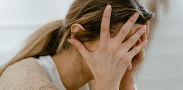 femme en surcharge mentale