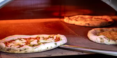 cooking best napolitan pizzas in Denia