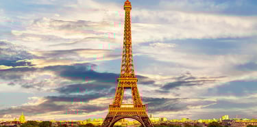 Private Paris 3-day tour exploring Louvre Museum, Notre-Dame, and Montmartre with local guide.