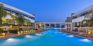 Virginia Family Resort main pool view