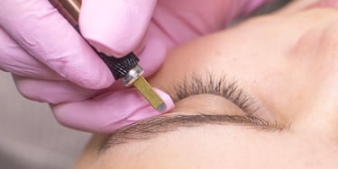 makijaż permanentny brwi we Wrocławiu