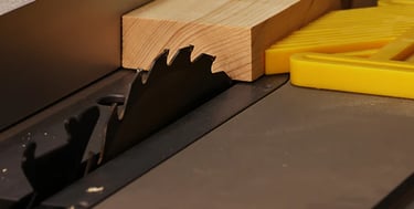 Wood ripping process up to 24 inches – precise cuts in Rosholt shop