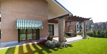 Tende da sole cappottine Lome Serramenti