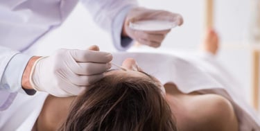 procedimento de tanatopraxia e preparação do corpo realizado por funerária em Sintra Além Fúnebre