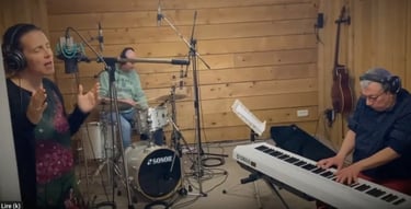 WHY NOTES IMAGE STUDIO