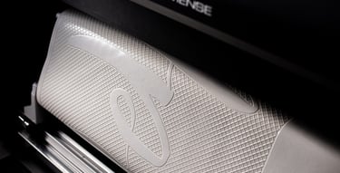 3D individualizuoti tapetai DECOSONA su aukštos kokybės spausdintomis ir reljefinėmis tekstūromis