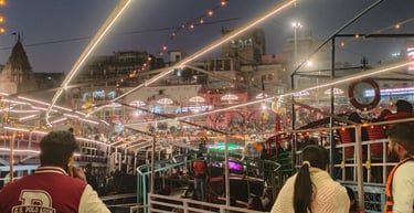 Evening Boat Ride & Ganga Aarti at Dashashwamedh Ghat