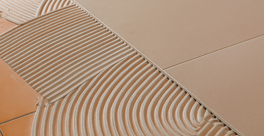 Detalle para nunca instalar ceramica sobre ceramica o porcelanato sobre ceramica.