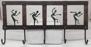"handmade key hanger in tribal Bastar craft style-for global shipment"