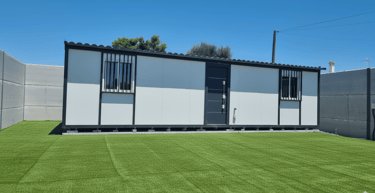 casa prefabricada con pannel Sándwich y Hierro Galvanizado