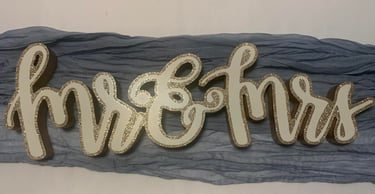 Mrs and Mrs Gold Glitter Table Decor