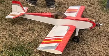 Doug R Low Wing Red & White