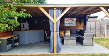 Gazebo Pergola Shelter Garden Bar Romford - Hornchurch - Gidea Park - Upminster - Brentwood