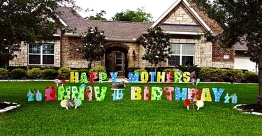 HAPPY BIRTHDAY YARD DISPLAYS