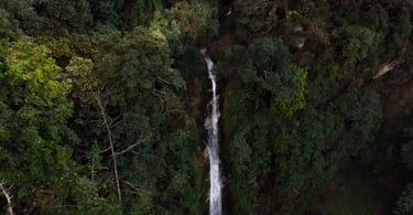 Chagay Falls Kholakham, Lava