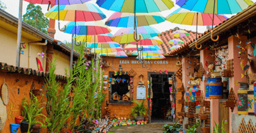 Loja de artsenato em Bichinho, distrito turistico e historico em Minas Gerais, perto de Tiradentes