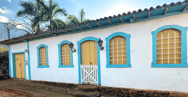 Casa histórica no centro turistico do distrito Morro d'Água Quente, Catas Altas Minas Gerais