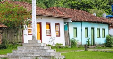 Casas históricas no distrito de Chapada, Ouro Preto Minas Gerais, destino turistico mineiro