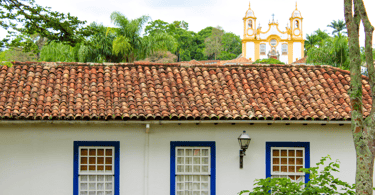Cidade histórica e turistica de Tiradentes em Minas Gerais
