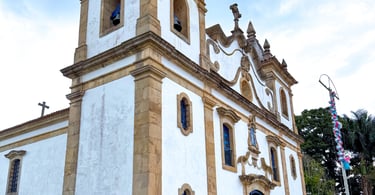 Igreja Matriz e histórica de Glaura, distrito turistico de Ouro Preto Minas Gerais